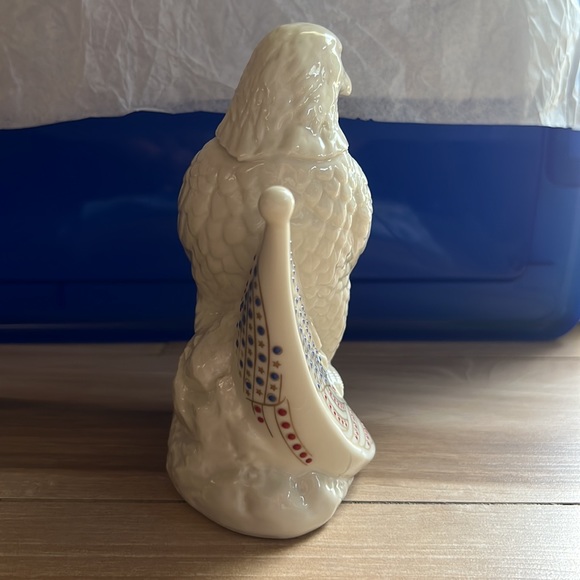 Lenox Porcelain Bald Eagle with American Flag China Jewels Collection - Picture 4 of 9